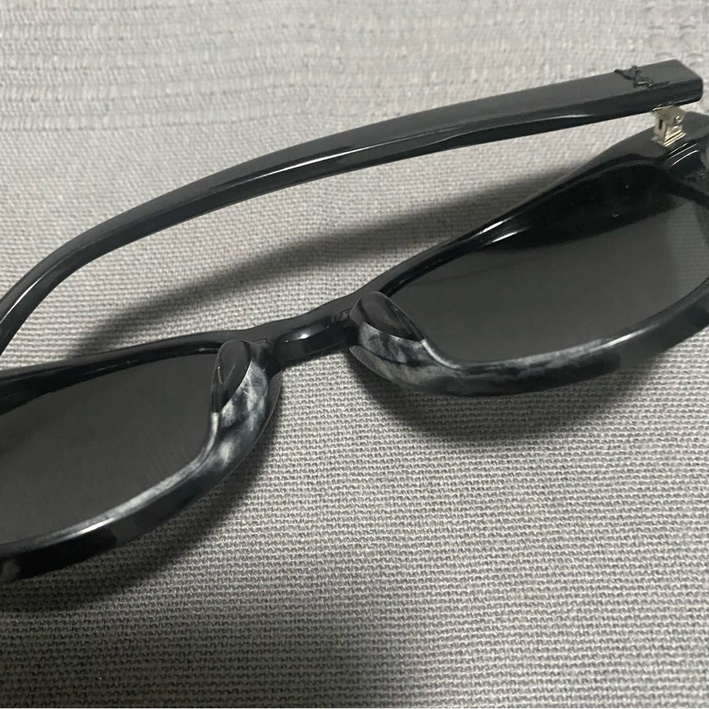 Saint Laurent Sunglasses *DAMAGED” - Picture 9 of 9